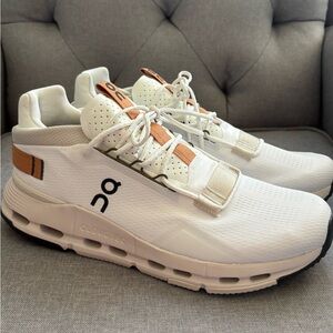 On Running Men's White and Tan Sneakers
Brand new never worn!